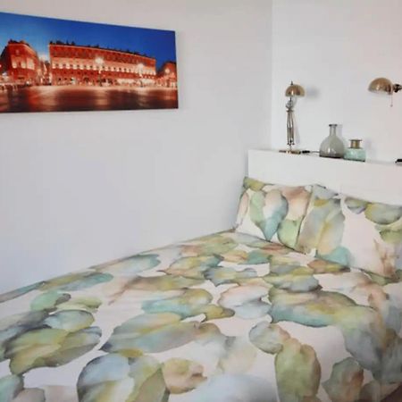Tout Beau Tout Neuf Toulouse Exterior foto